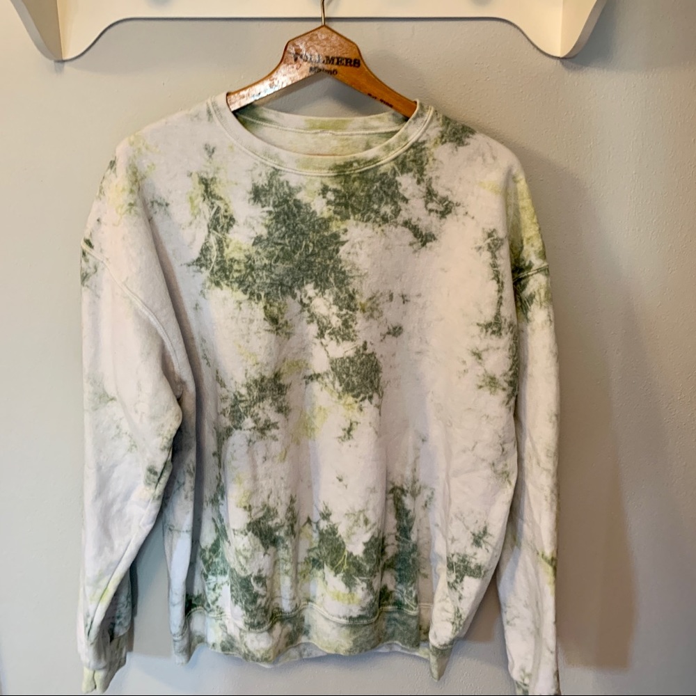 Urban Outfitters Green Tie Dye crewneck